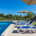 Kata Villa